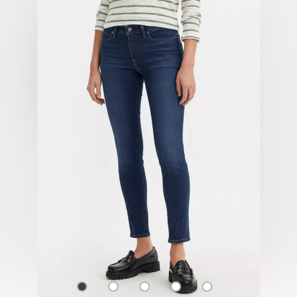 Levi 711 skinny jean